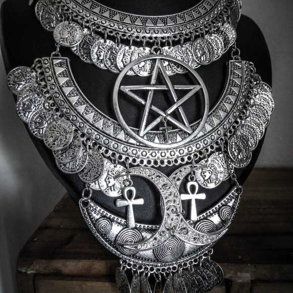 Unique witchy metal necklace with pentagram, half moons and ankhs - Picture 3 of 6